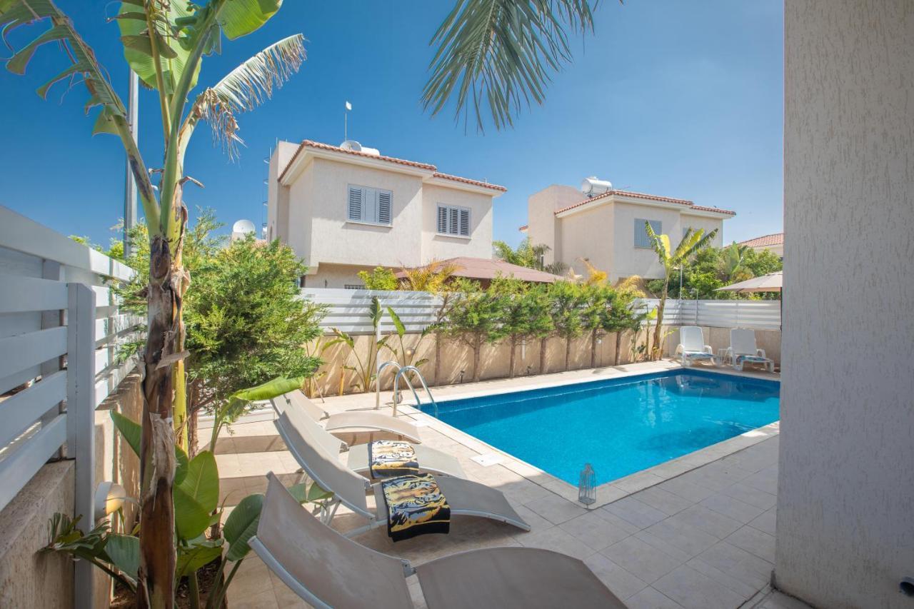 George'S Lux Villa 普罗塔拉斯 外观 照片