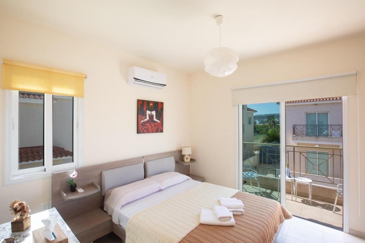 George'S Lux Villa 普罗塔拉斯 外观 照片