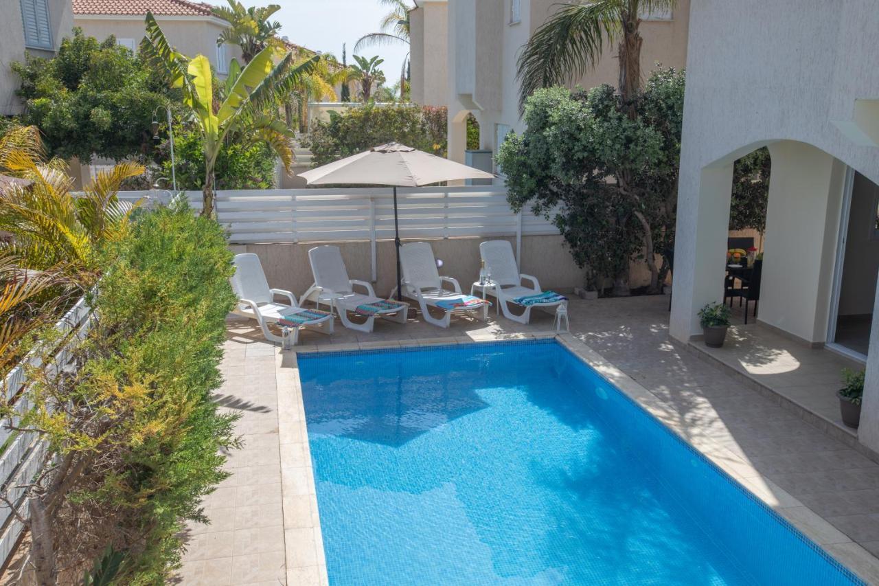 George'S Lux Villa 普罗塔拉斯 外观 照片